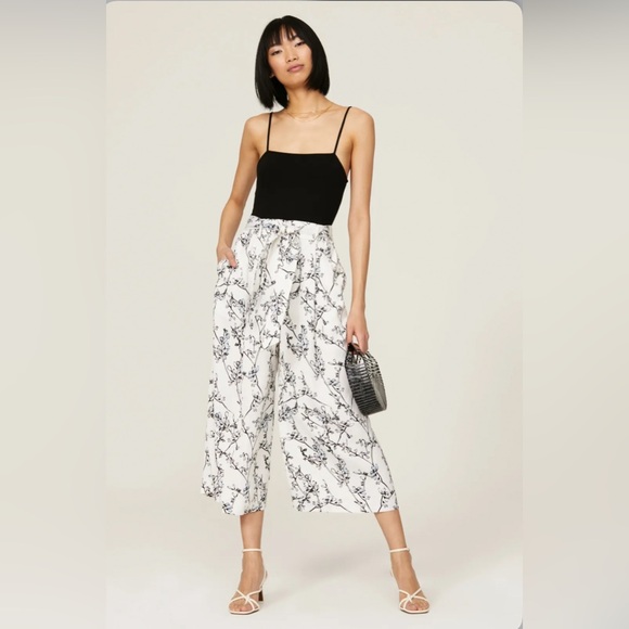 Club Monaco Pants - Club Monaco Kora Culottes Size 6